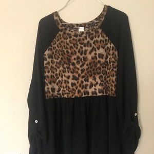 Black/Cheetah print sweater